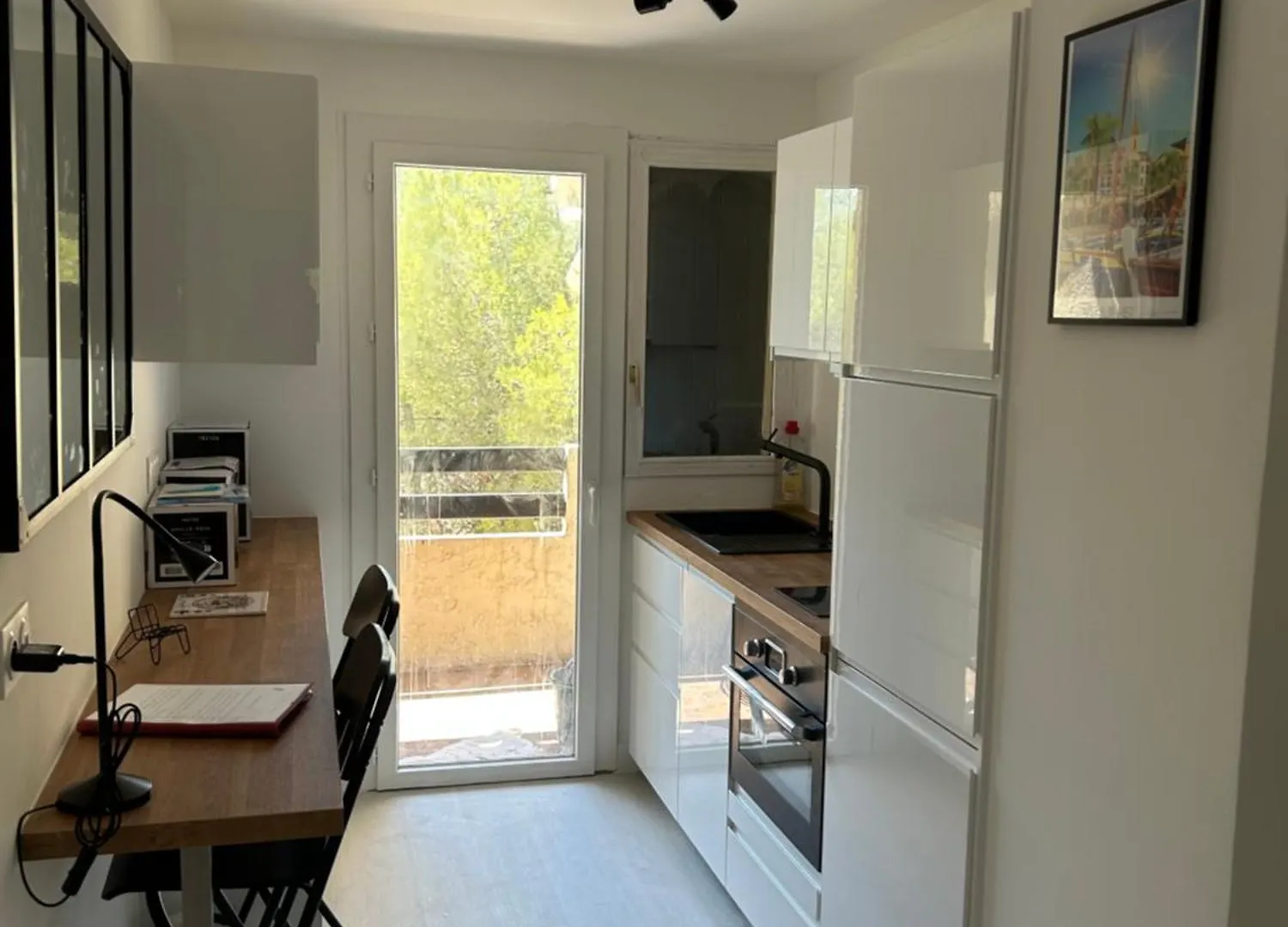 T2 Tout Confort Et Moderne, Climatise Avec Balcon Et Parking, A 10 Min Du Port Et De La Plage Sanary-sur-Mer Apartment