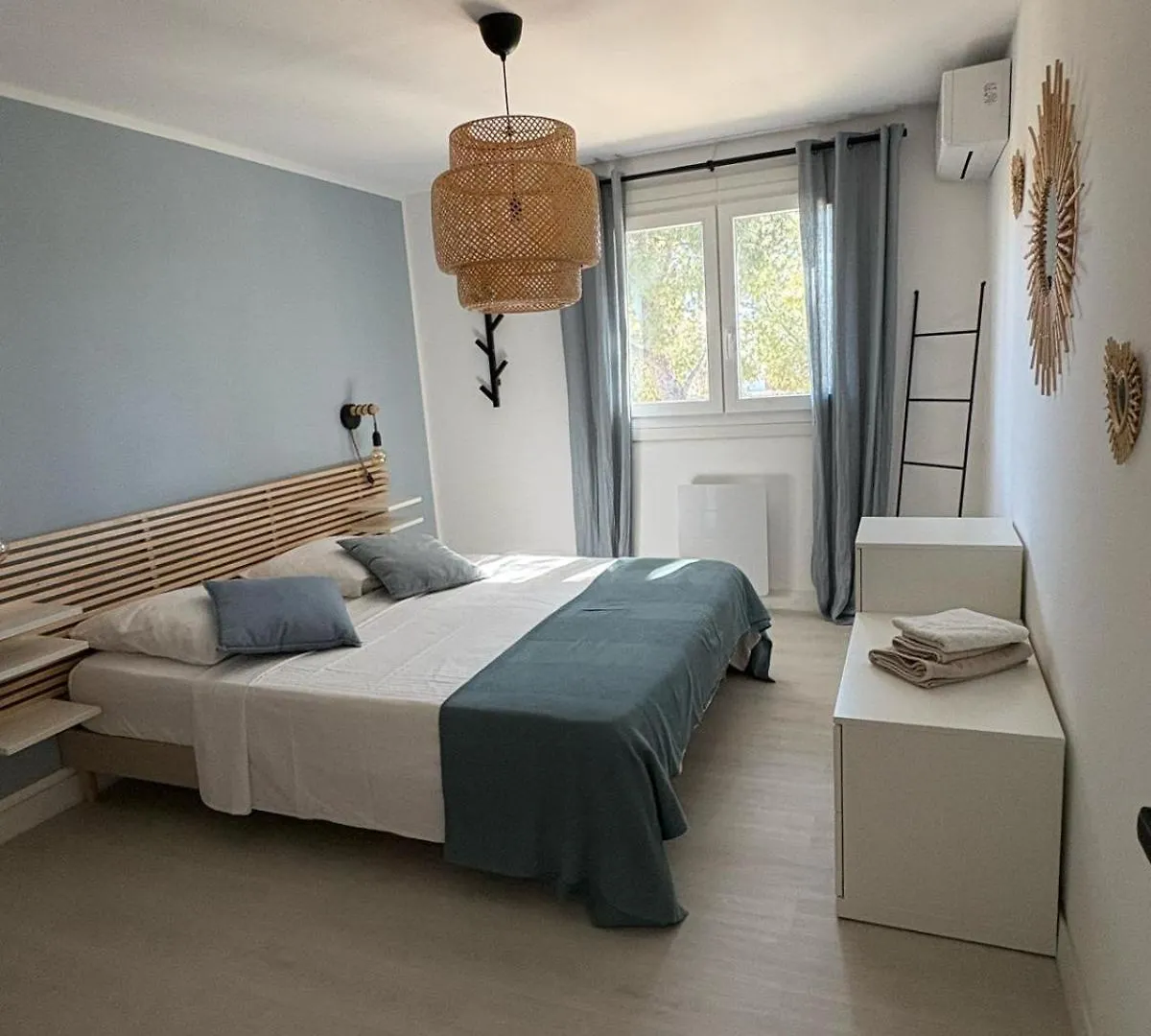 T2 Tout Confort Et Moderne, Climatise Avec Balcon Et Parking, A 10 Min Du Port Et De La Plage Sanary-sur-Mer France